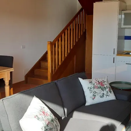 Sleeps 4 6-private Pool - Remote Countryside